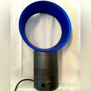 Lightly Used Dyson Fan 💕💕💕